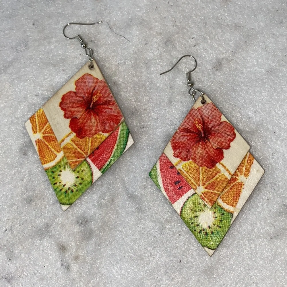 Lightweight Tropical Wood Dangle Earrings Hibiscus Kiwi Watermelon 3” Tiered - Picture 4 of 8